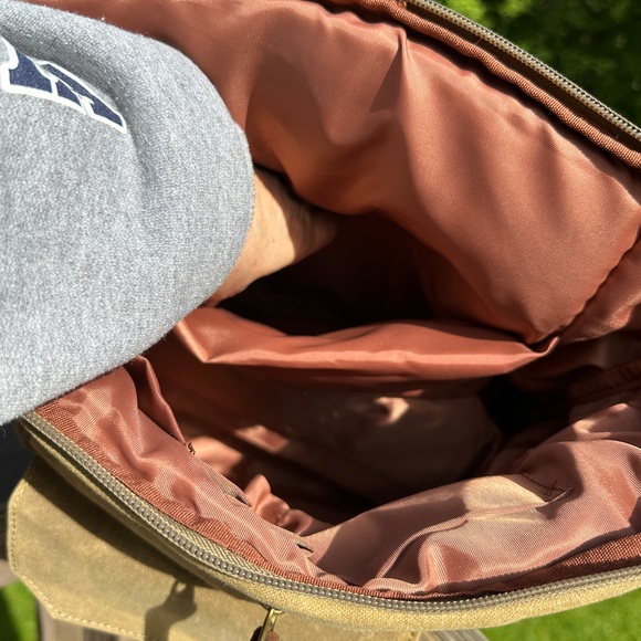 Canvas Camera bag/backpack. - Picture 15 of 15